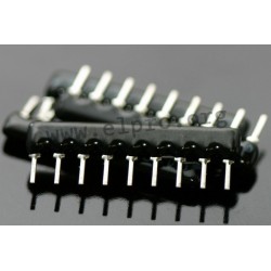 9 pins/8 resistors